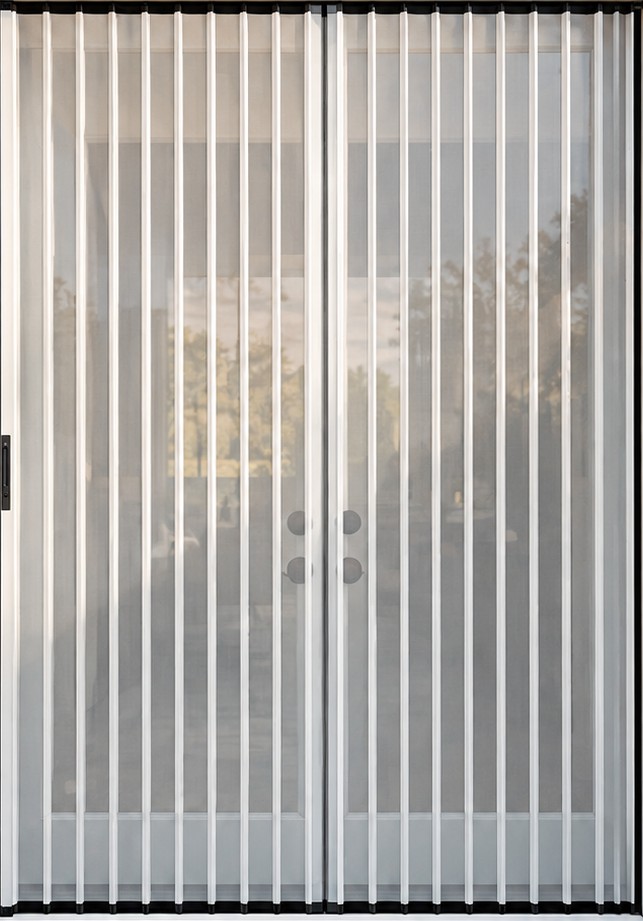 SolSeen pleated screen closed